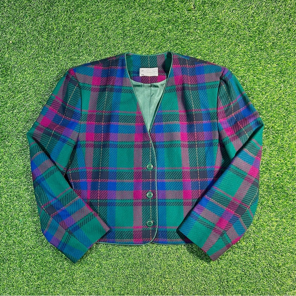 Vintage 90’s 00’s Miss Pendleton pure wool colorful plaid blazer